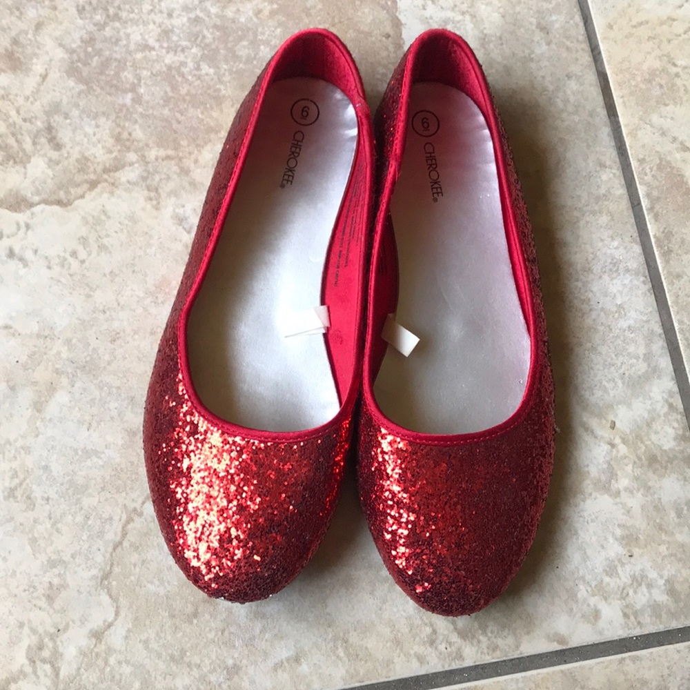 Red sequins shoes
